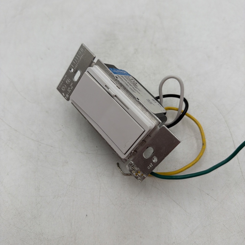 Lutron Diva ELV Dimmer Switch Single Pole DVELV-300P-WH White Tested